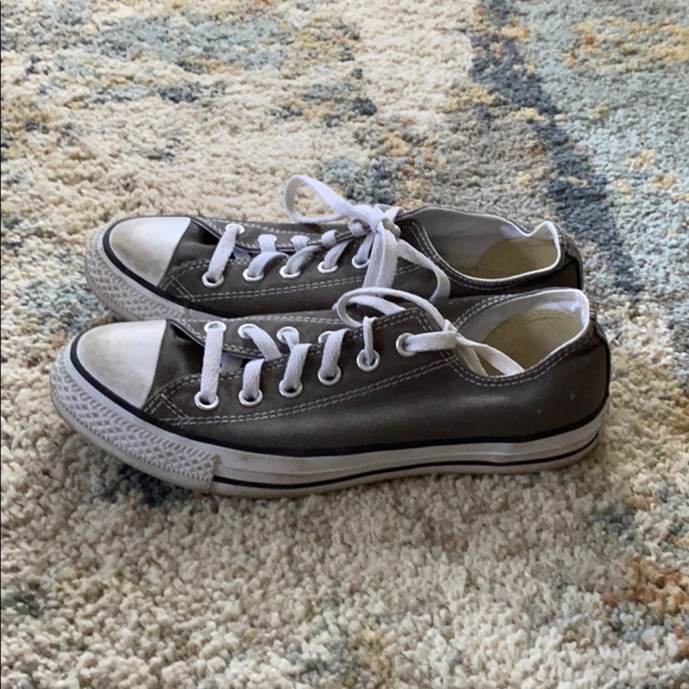 Converse - Picture 2 of 3